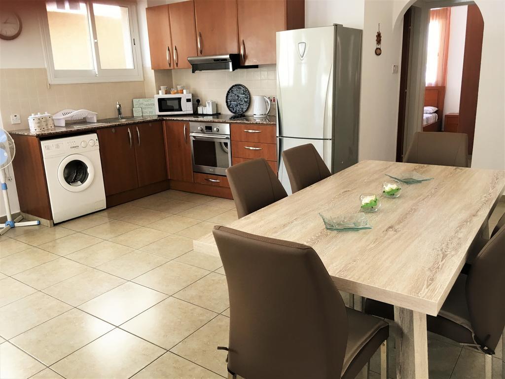 Diana Gardens Apartment Paphos Exterior photo